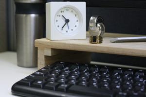 Man Mans Ring Rings Office Clock